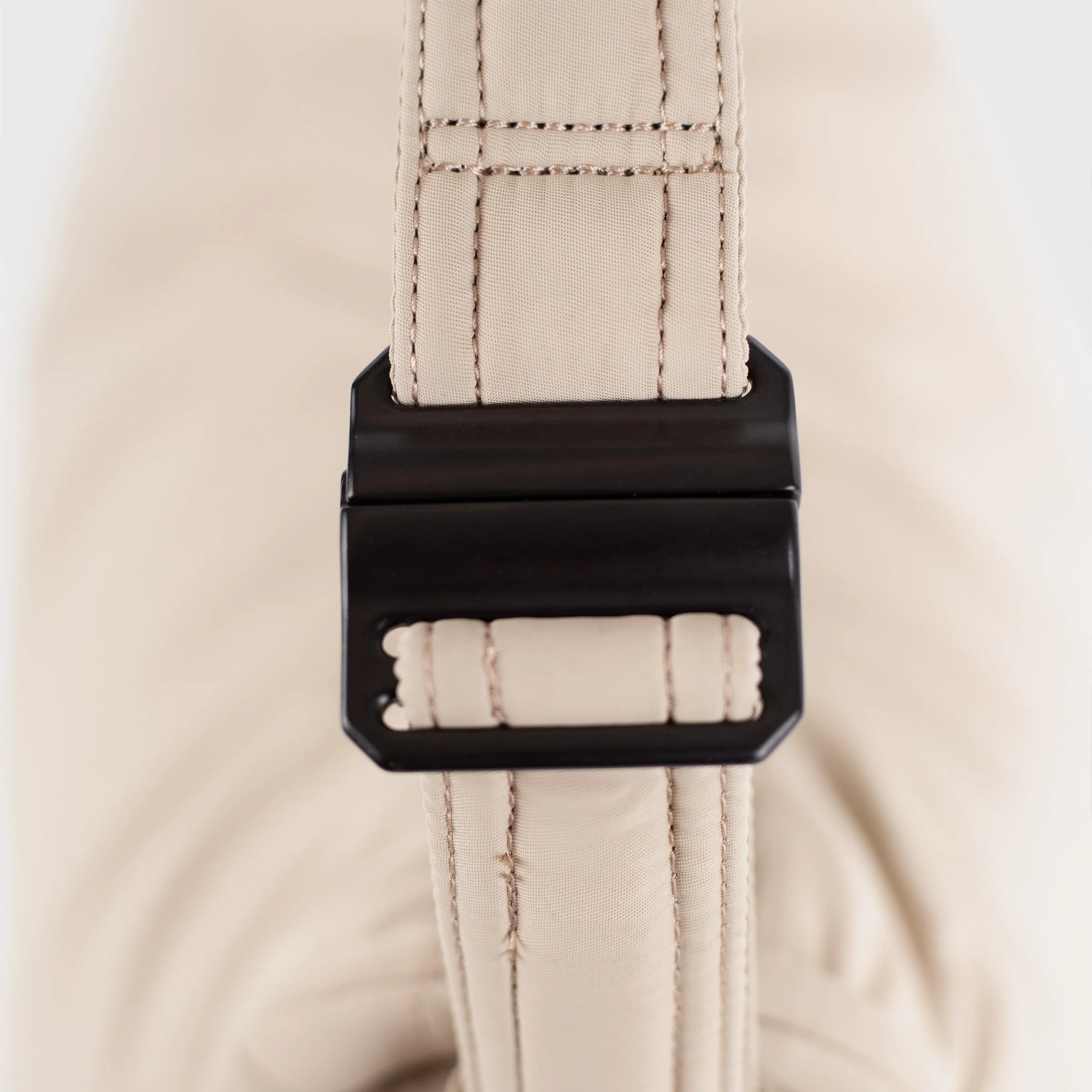 CURVE Half Moon Bag - Image 22