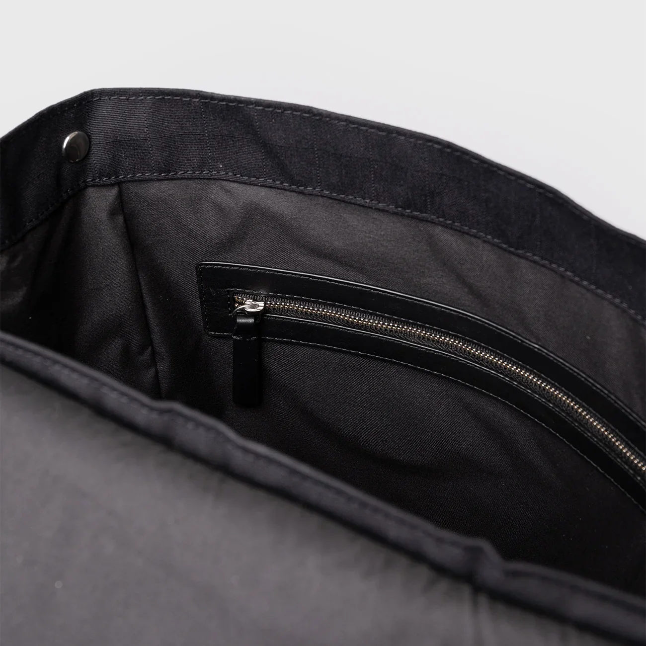 Leather Lid Backpack 16" - Image 6
