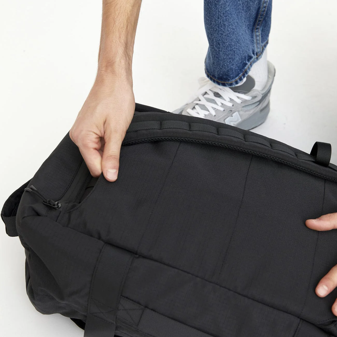 Wanderer Vandra - Sustainable Travel Convertible Backpack - Image 19